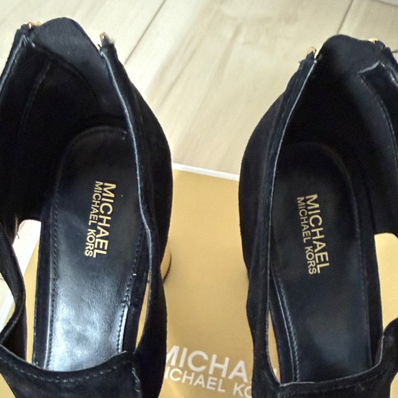 Michael Kors Black Suede Peep-Toe High Heels with Gold Block Heel - Picture 4 of 5